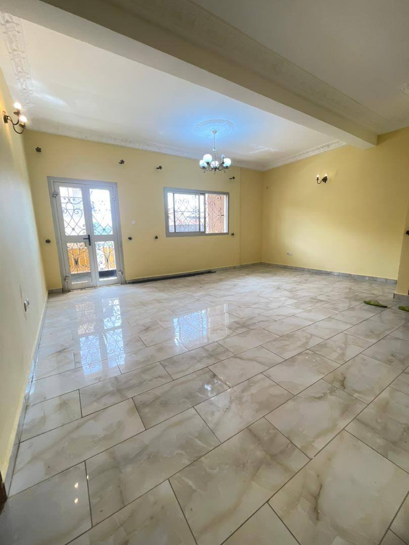Appartement moderne à louer situé