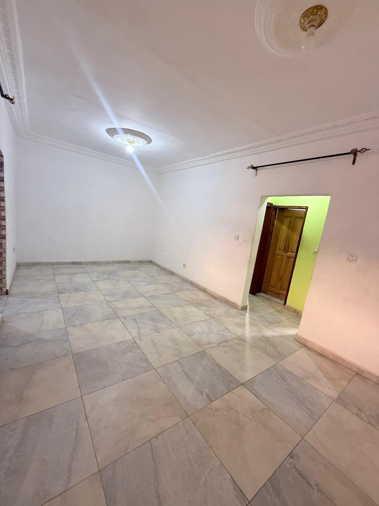 APPARTEMENT MODERNE — photo 2
