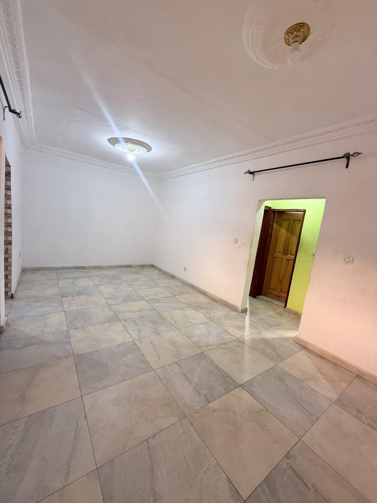 APPARTEMENT MODERNE — photo 3