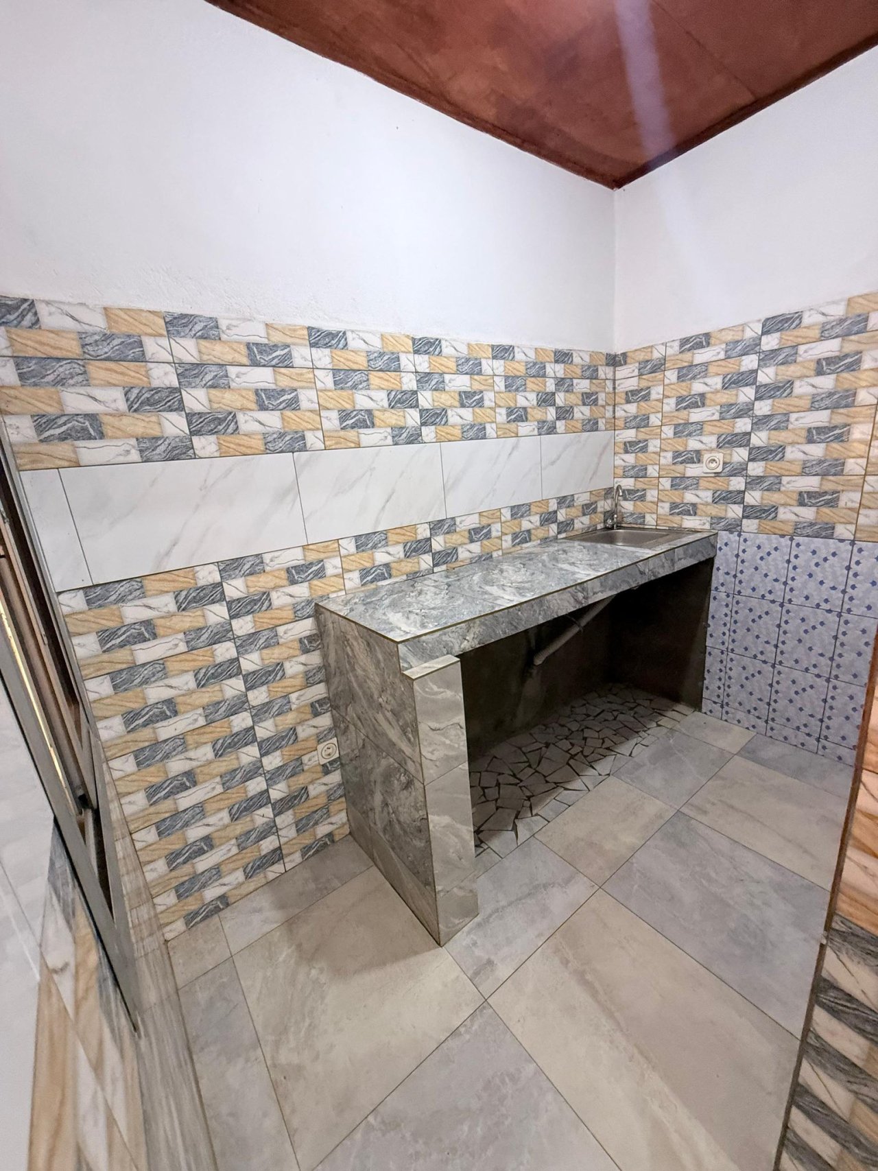 APPARTEMENT MODERNE — photo 5