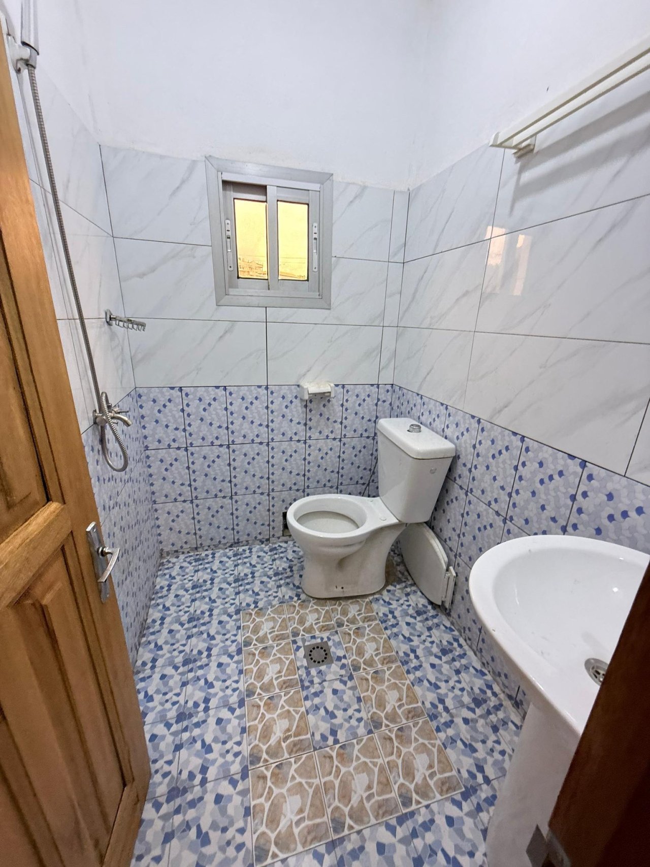 APPARTEMENT MODERNE — photo 7