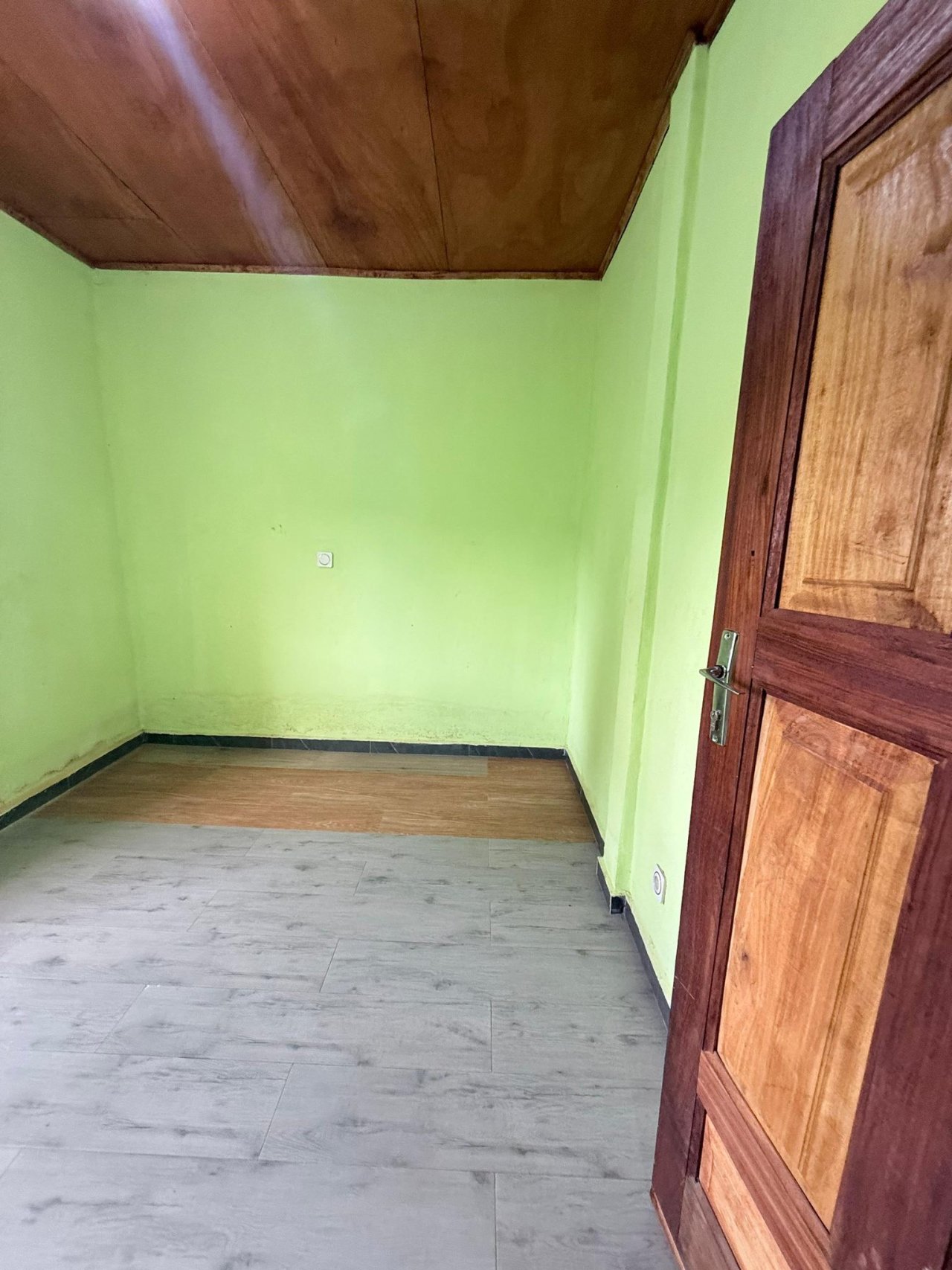 APPARTEMENT MODERNE — photo 8