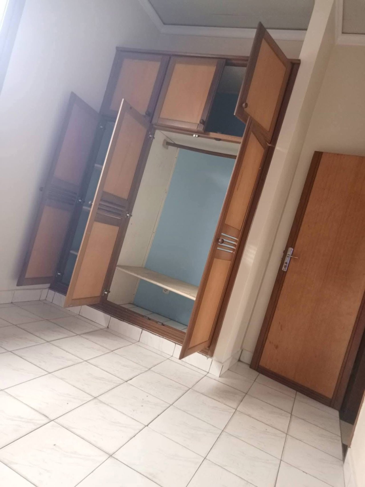 𝐃𝐔𝐏𝐋𝐄𝐗 𝐀 𝐋𝐎𝐔𝐄𝐑 — photo 8