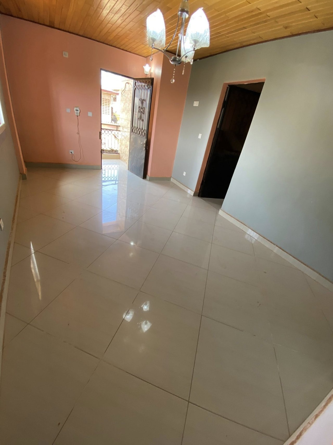APPARTEMENT À NGOUSSO