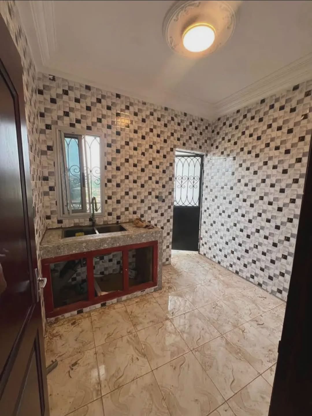 Appartement moderne nouvellement construite — photo 8