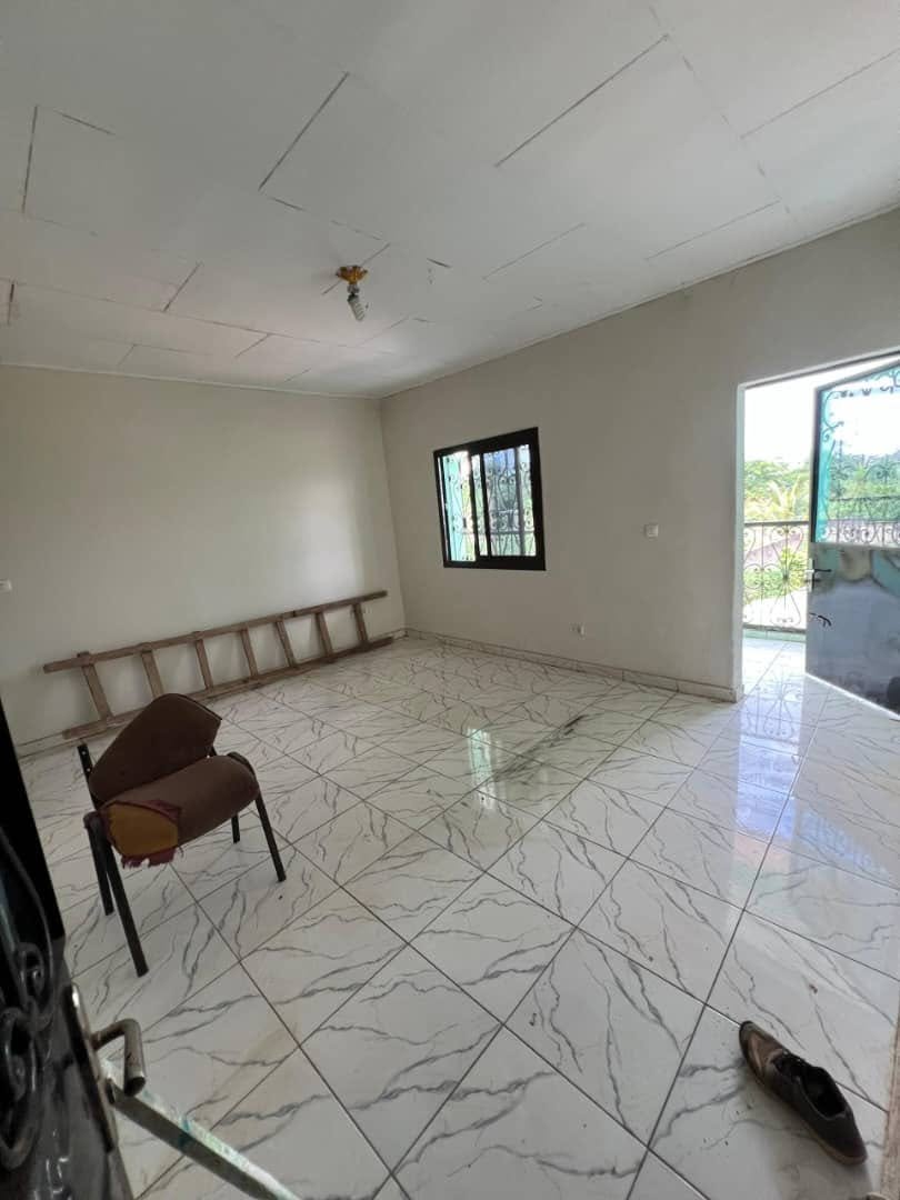 APPARTEMENT À 85milles — photo 2