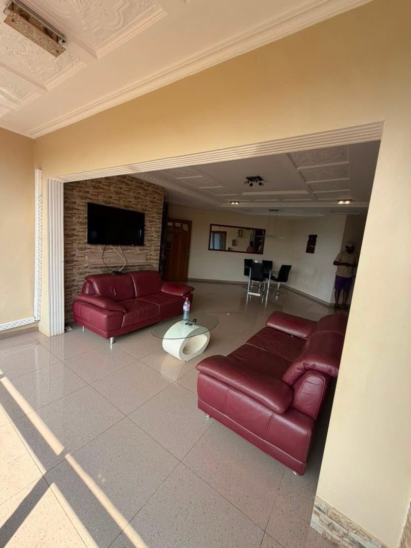 APPARTEMENT HAUT STANDING AVEC PISCINE 170.000FCFA — photo 1