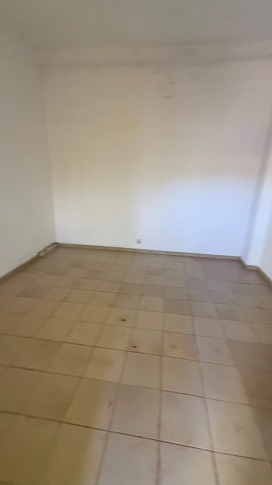MIGNON APPARTEMENT INDIVIDUEL À 75milles 5mois — photo 2