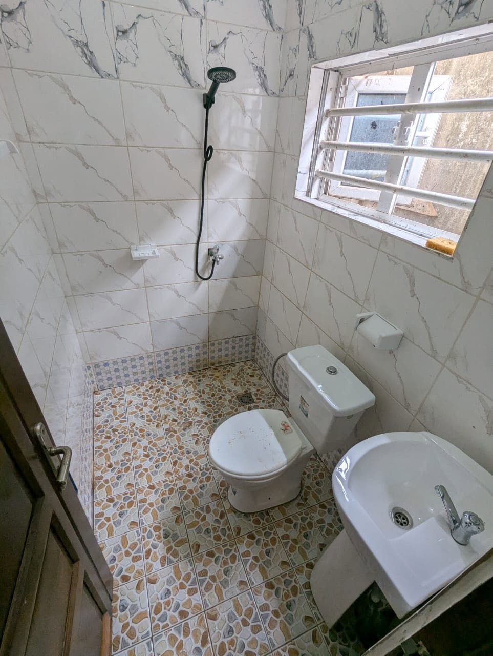 CHAMBRE À 40milles 6mois — photo 3