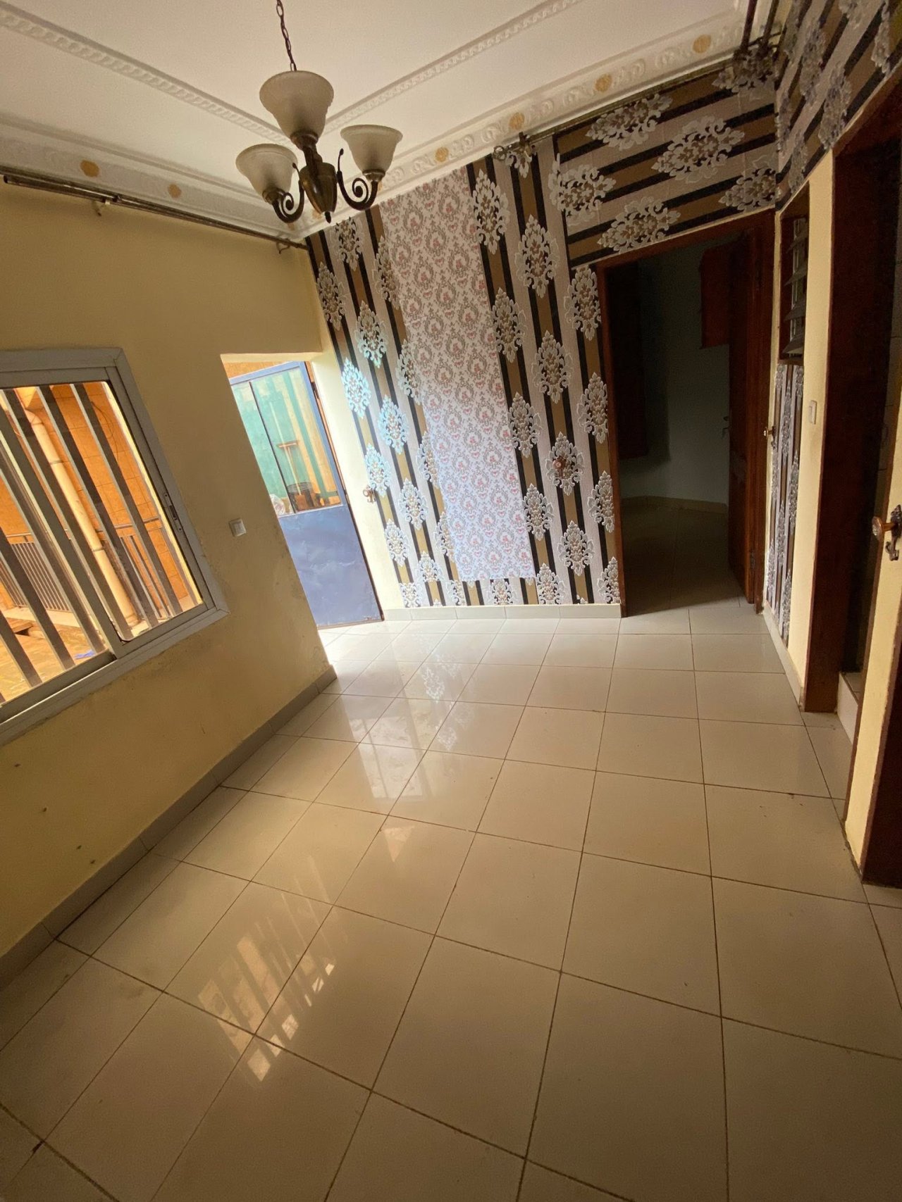 CHAMBRE À 40milles 6mois — photo 8