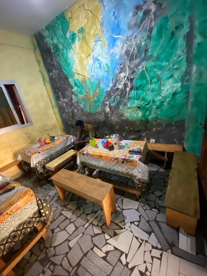 FOND DE COMMERCE ET EMPLACEMENT EN VENTE 2millions 500milles — photo 4