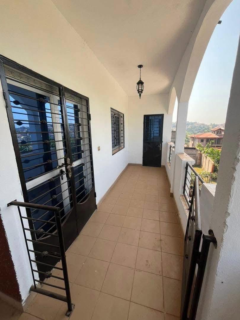 MAGNIFIQUE APPARTEMENT À LOUER — photo 2