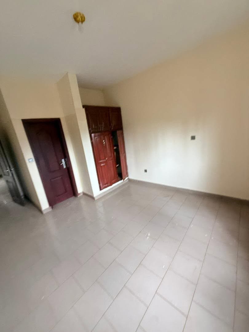 APPARTEMENT MODERNE A LOUER — photo 9