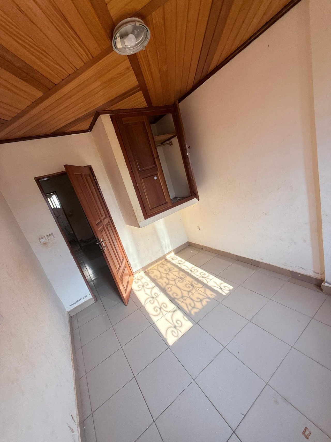 APPARTEMENT BON STANDING À LOUER — photo 2