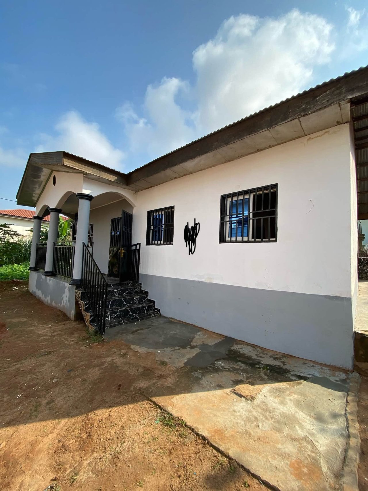 MAISON 3chambres disponible À 120milles