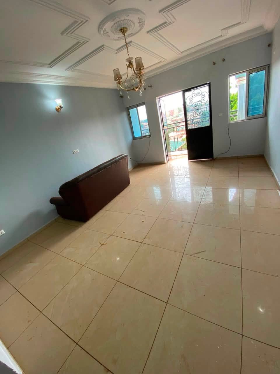 APPARTEMENT 3chambres À 150milles — photo 3