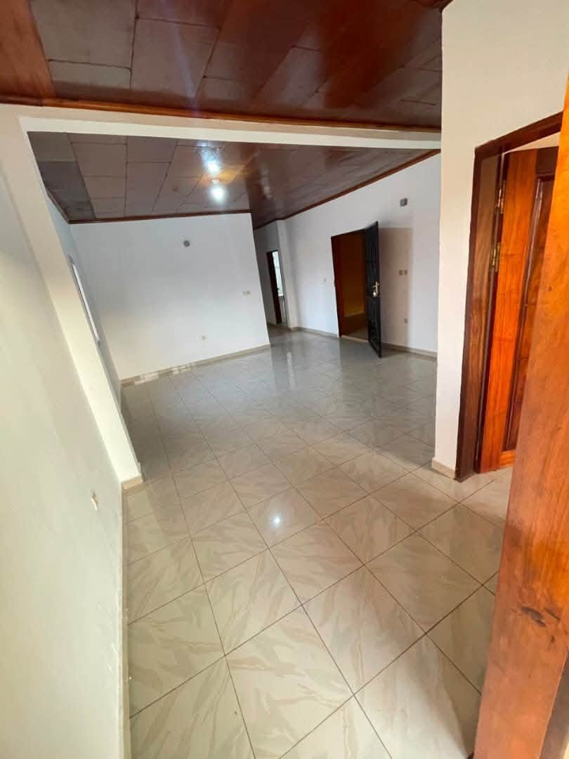 APPARTEMENT À 150milles — photo 1