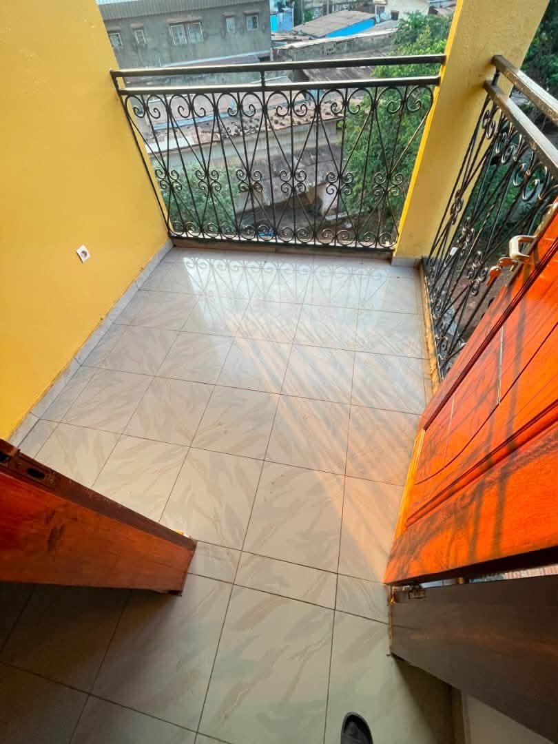 APPARTEMENT À 150milles — photo 3