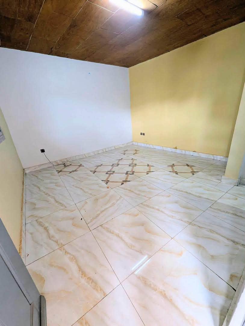 STUDIO À 60milles