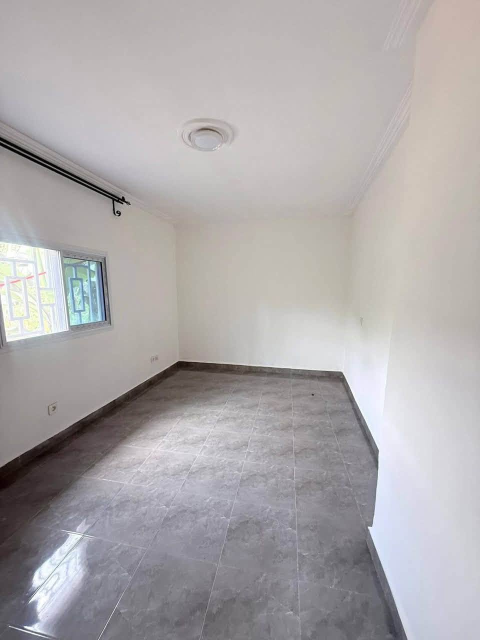 MAGNIFIQUE APPARTEMENT À LOUER — photo 7