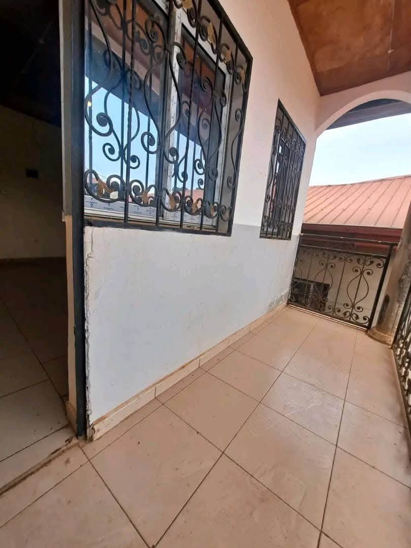 CHAMBRE À 35milles 7mois — photo 8