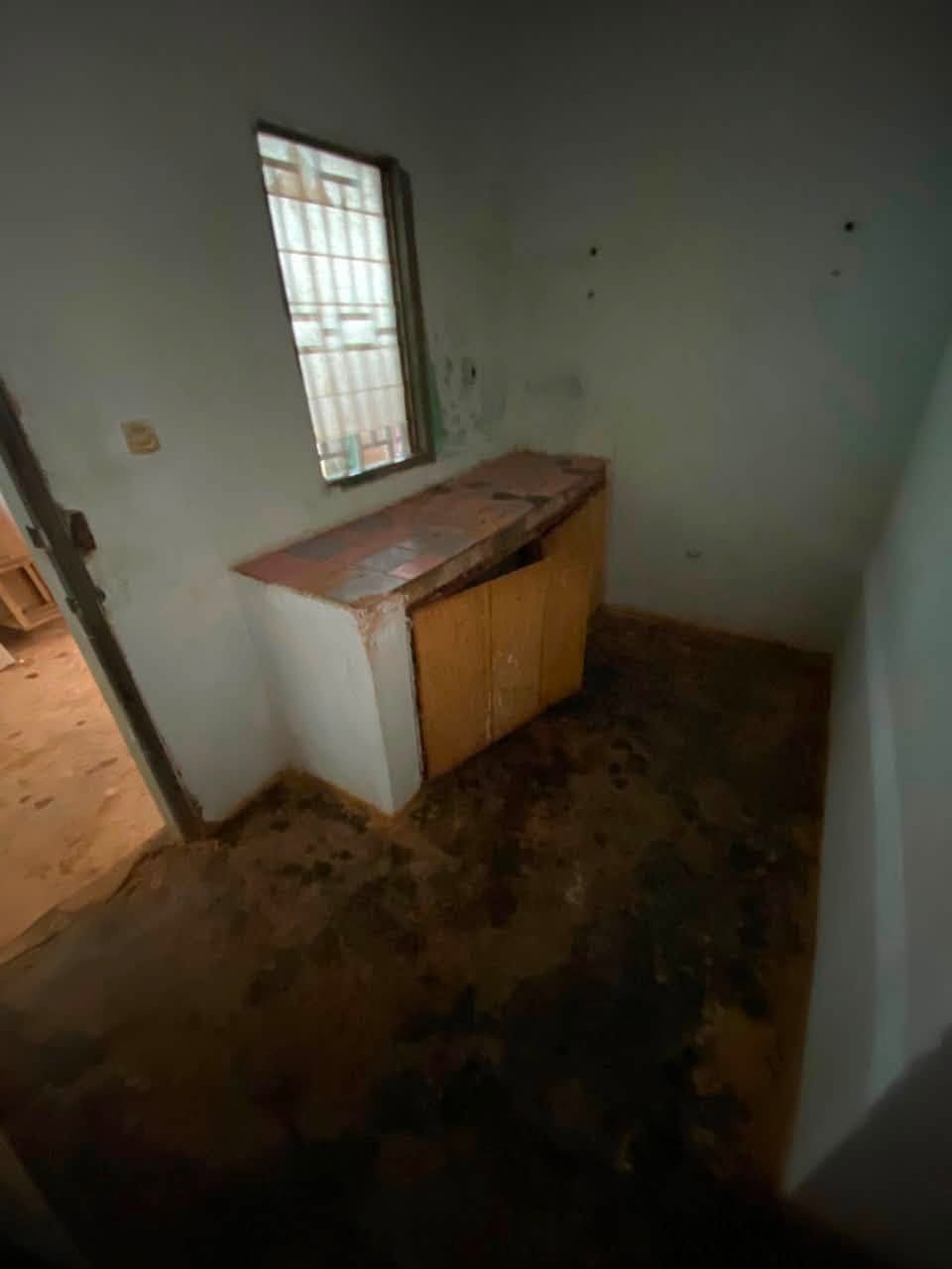 EMPLACEMENT POUR VOTRE ENTREPRISE À NKOLMESSENG — photo 8
