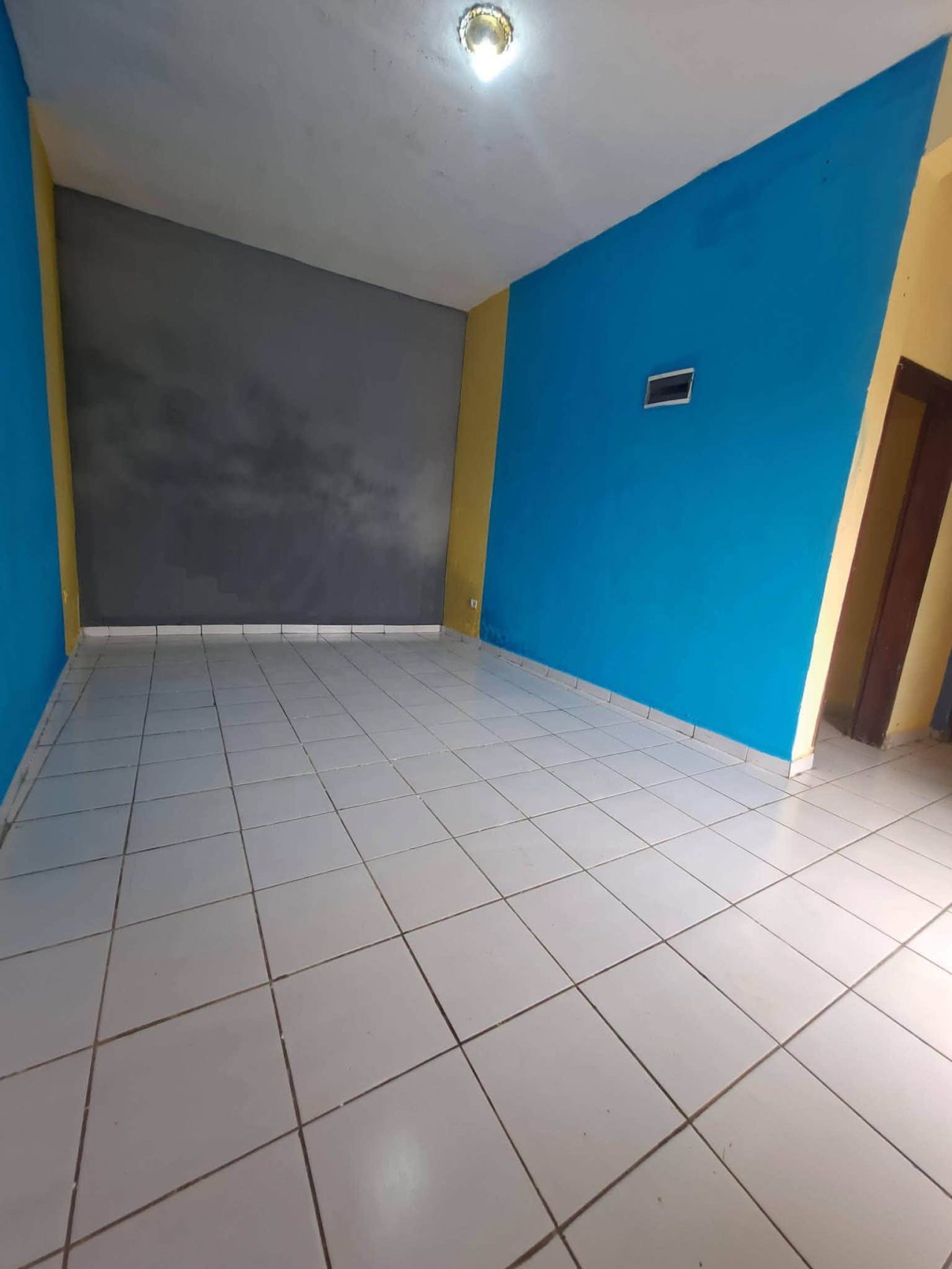 STUDIO MODERNE À LOUER — photo 4