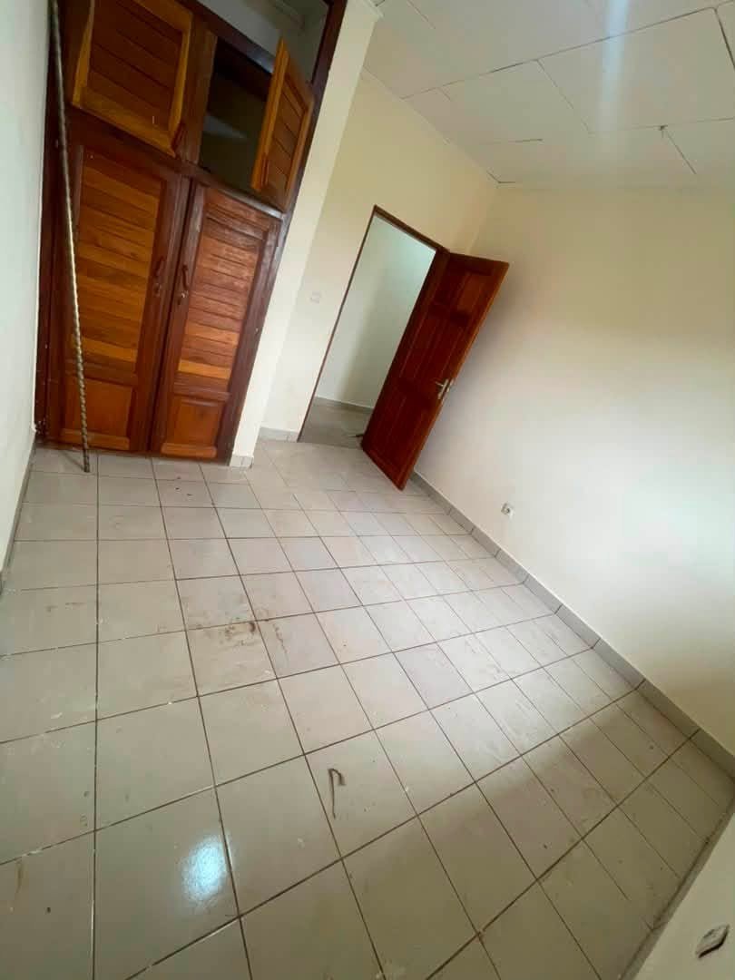 APPARTEMENT À 100MILLE — photo 5