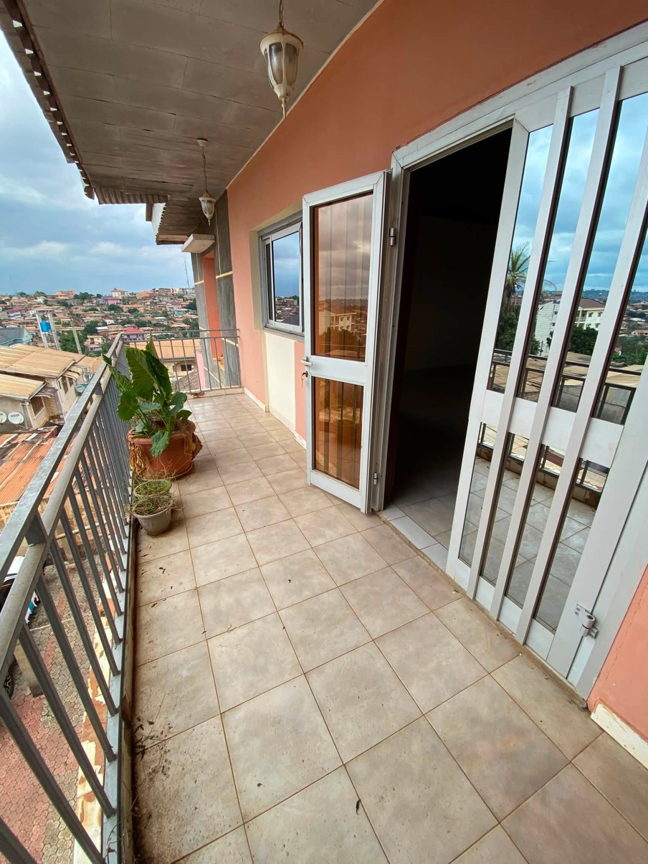 APPARTEMENT 3chambres À 230milles — photo 1