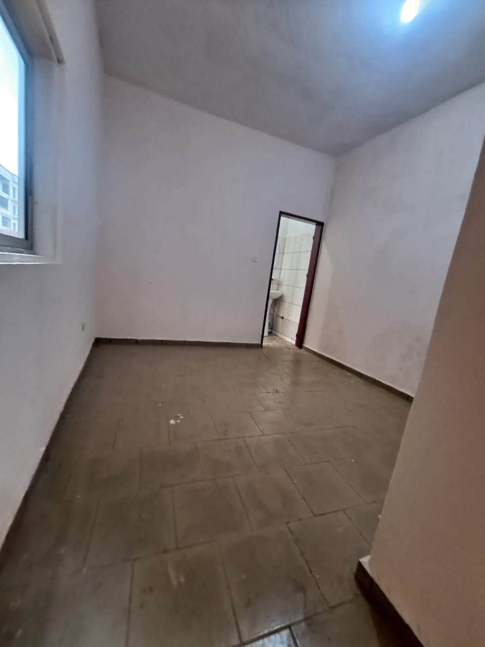 STUDIO MODERNE À LOUER — photo 7