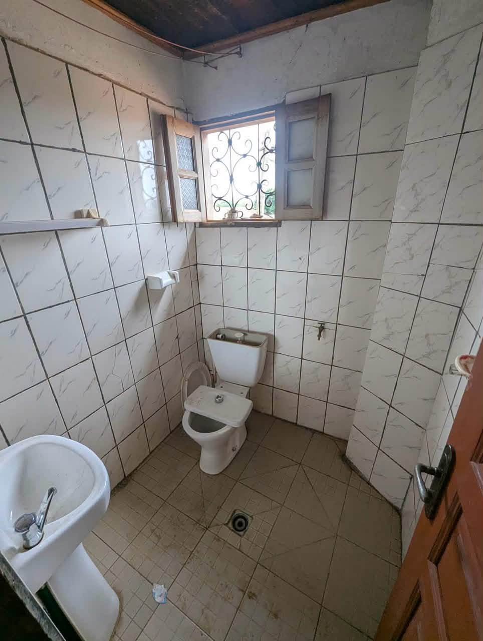 MAGNIFIQUE STUDIO  À LOUER — photo 4