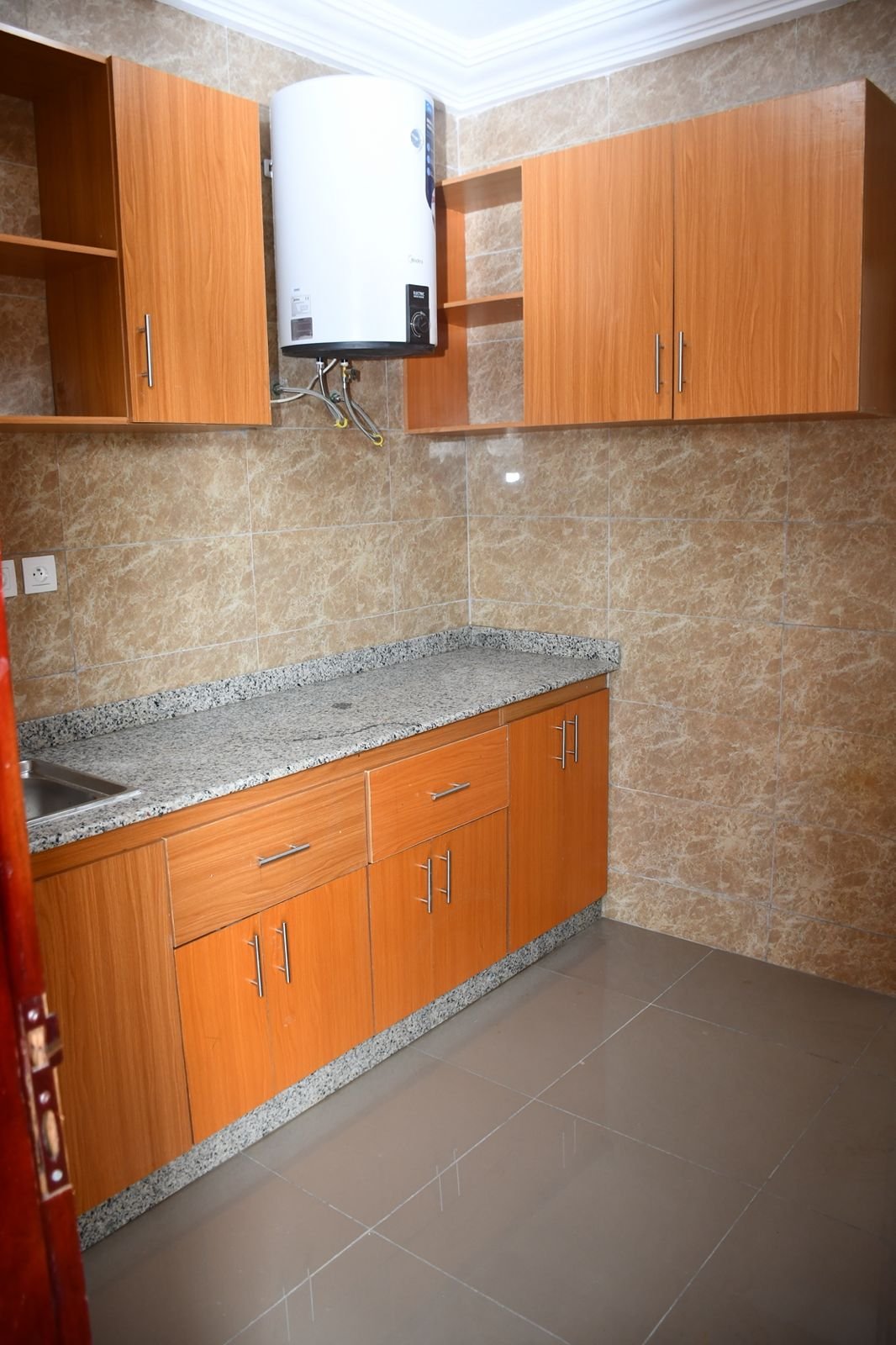 Appartement haut standing à japoma — photo 3
