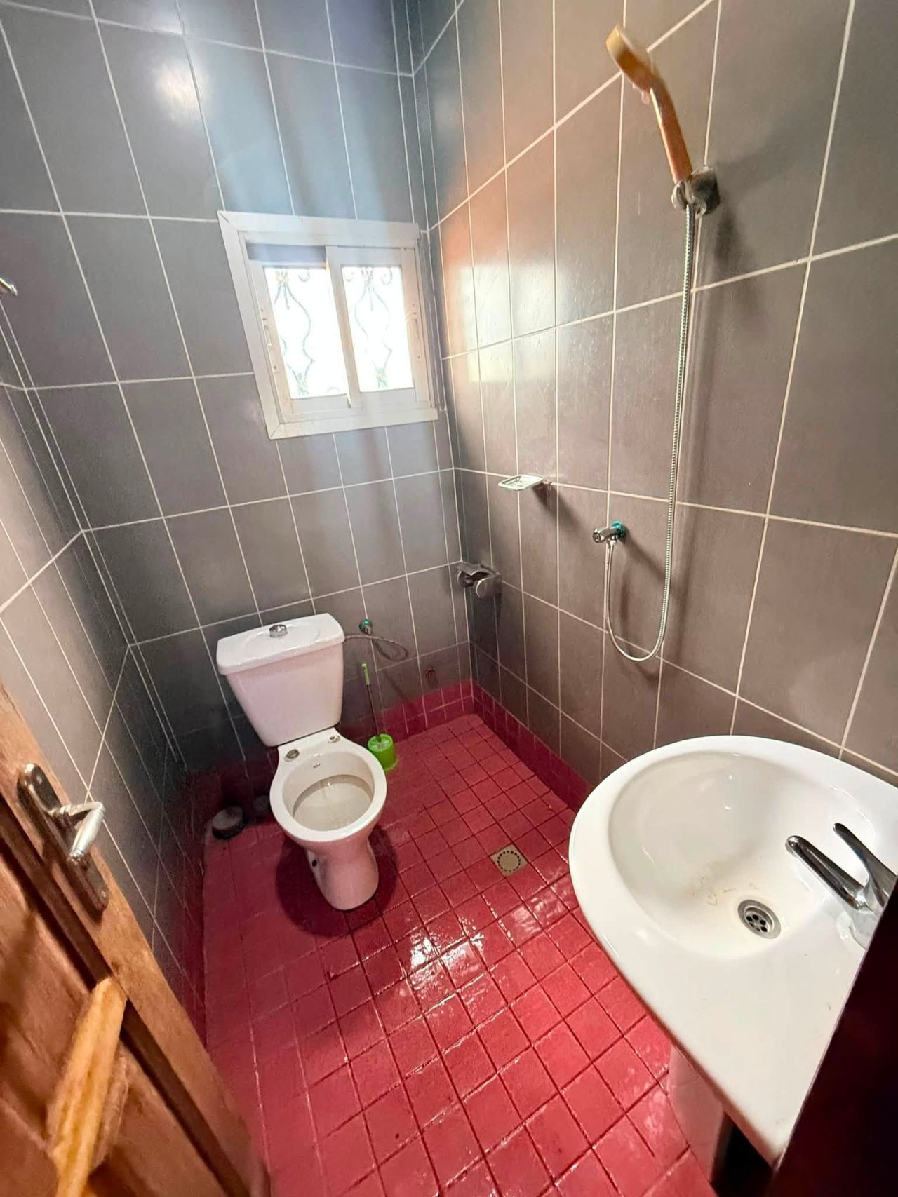 STUDIO MODERNE À LOUER — photo 4