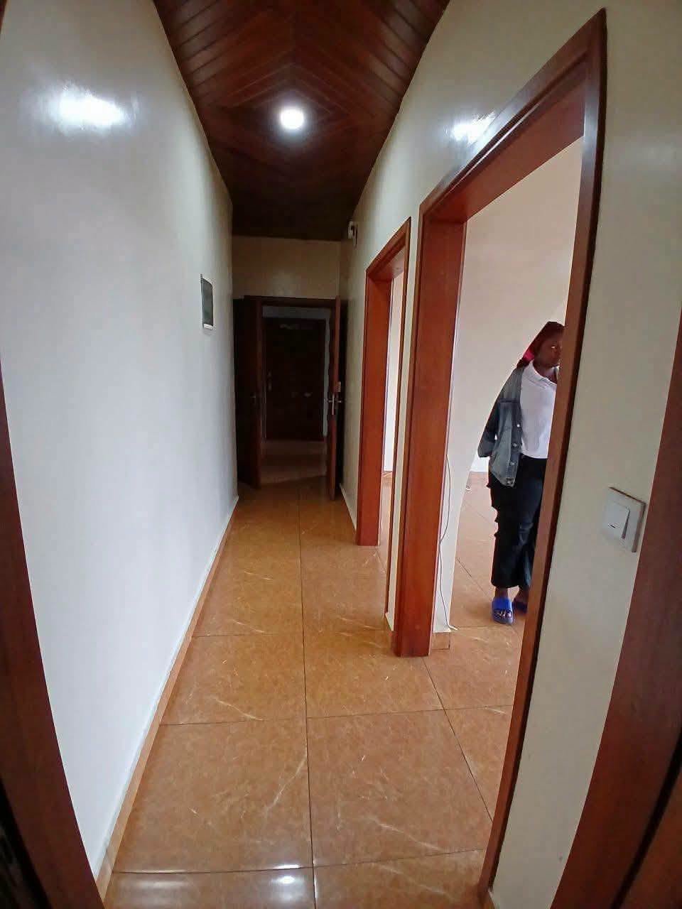 Appartement moderne à louer situé à Nsimeyong — photo 2