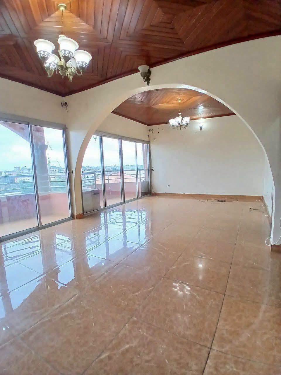 Appartement moderne à louer situé à Nsimeyong — photo 6