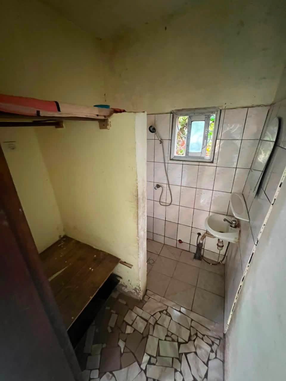 YAOUNDÉ – NGOUSSO  CHAMBRE  MODERNE  À LOUER  3 PIÈCES — photo 5