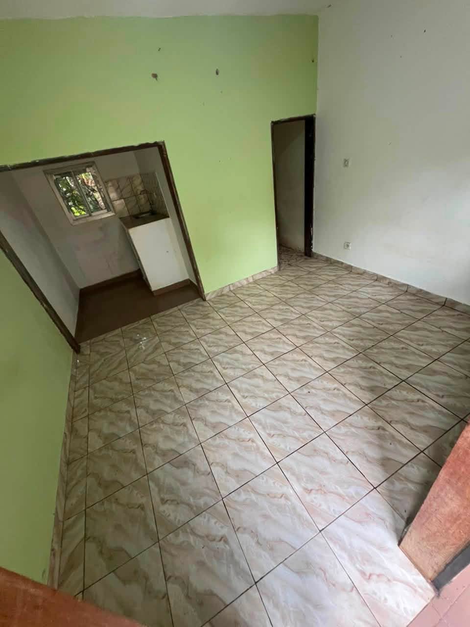 YAOUNDÉ – NGOUSSO  CHAMBRE  MODERNE  À LOUER  3 PIÈCES — photo 8