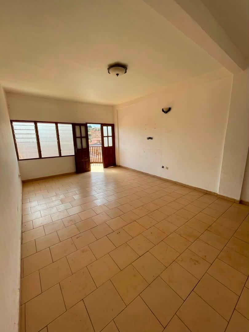 APPARTEMENT SPACIEUX — photo 3