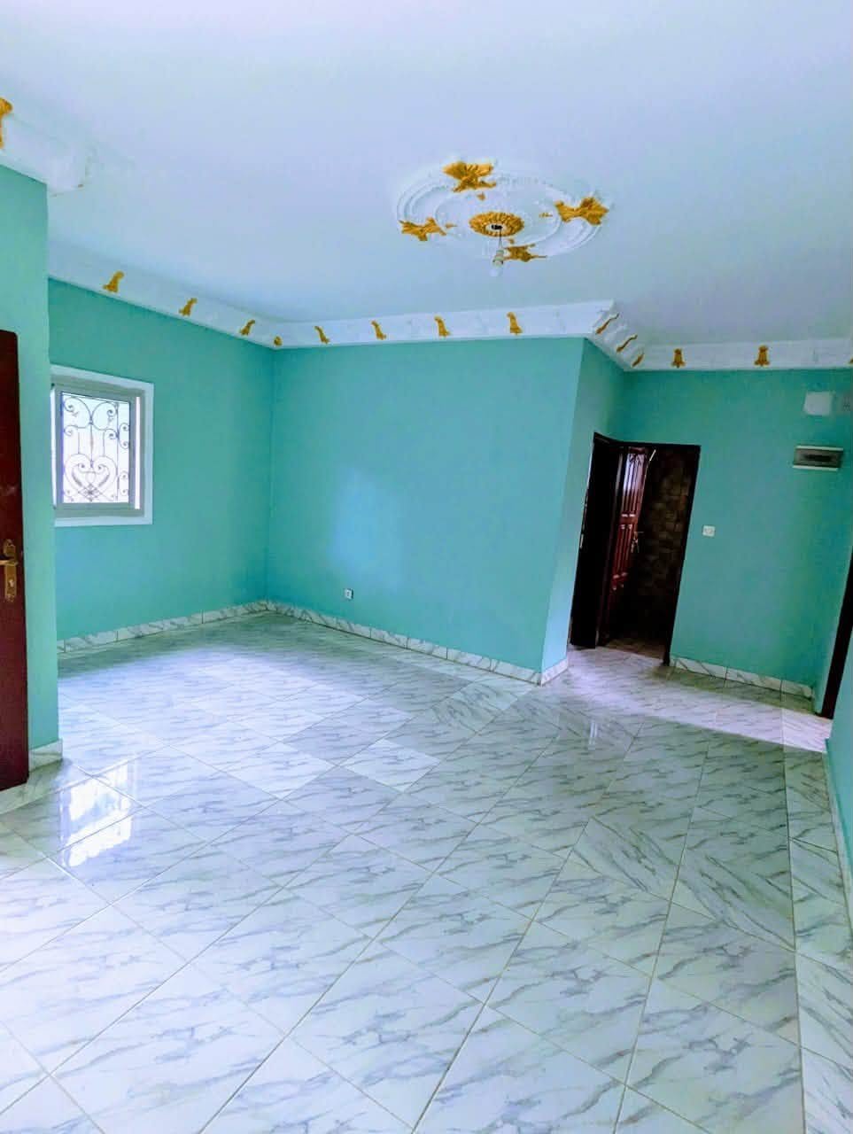 APPARTEMENT À 80milles 5+1 — photo 2