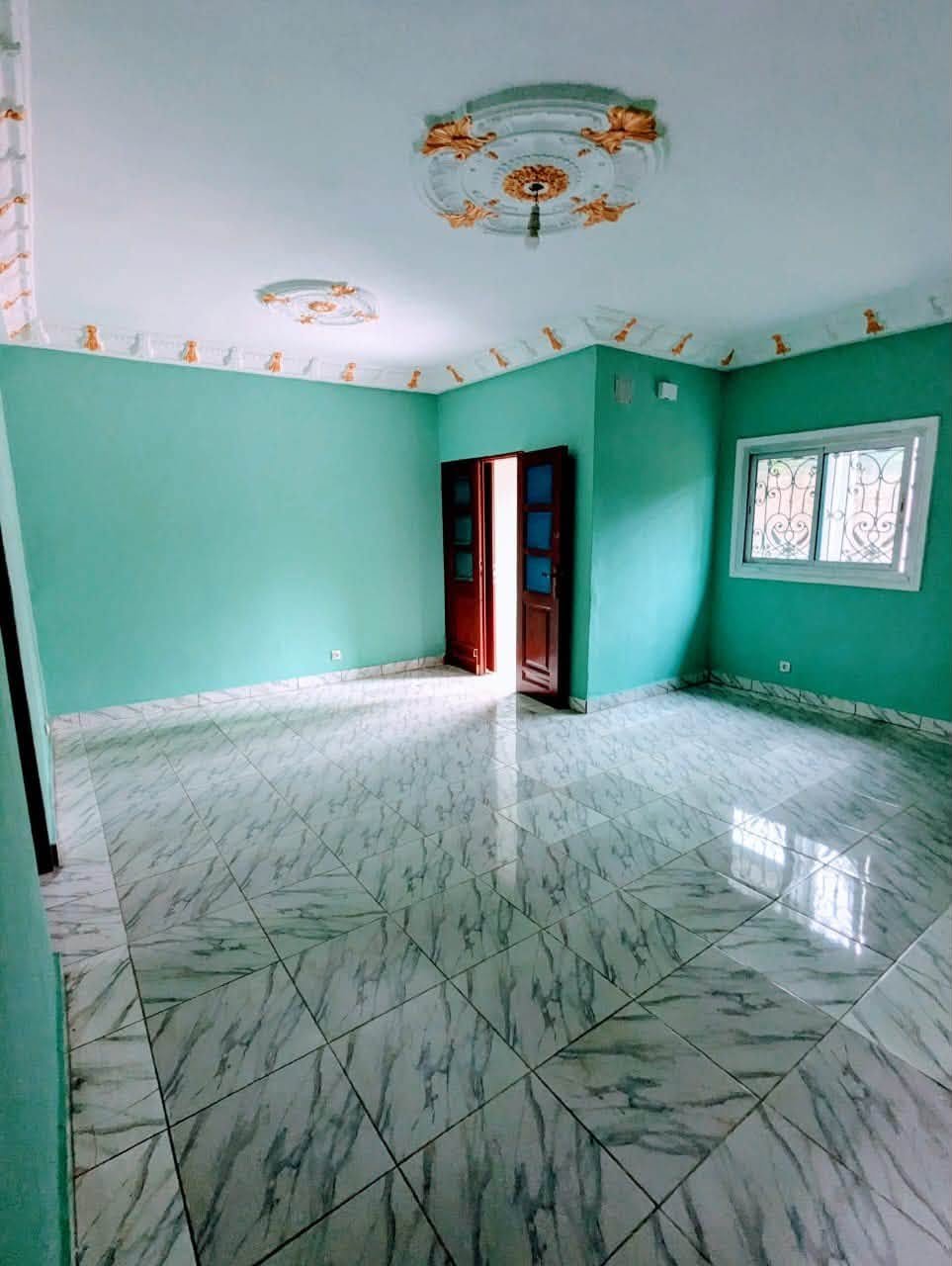 APPARTEMENT À 80milles 5+1 — photo 3