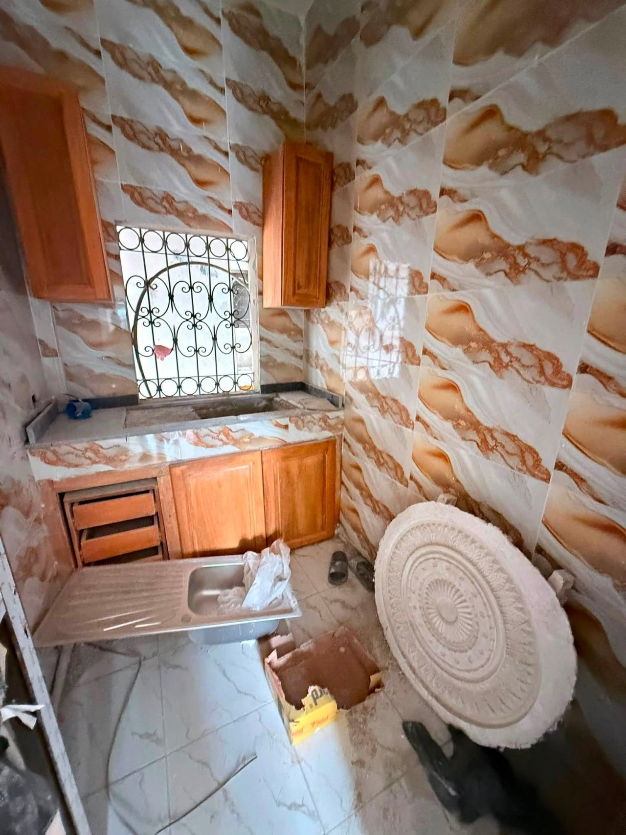 Chambre moderne de 3 pièces — photo 4