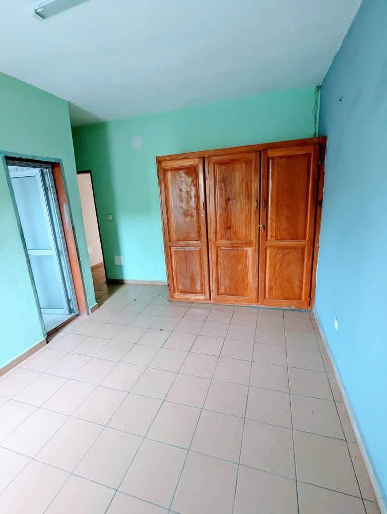 APPARTEMENT À 100milles 3chambres — photo 8