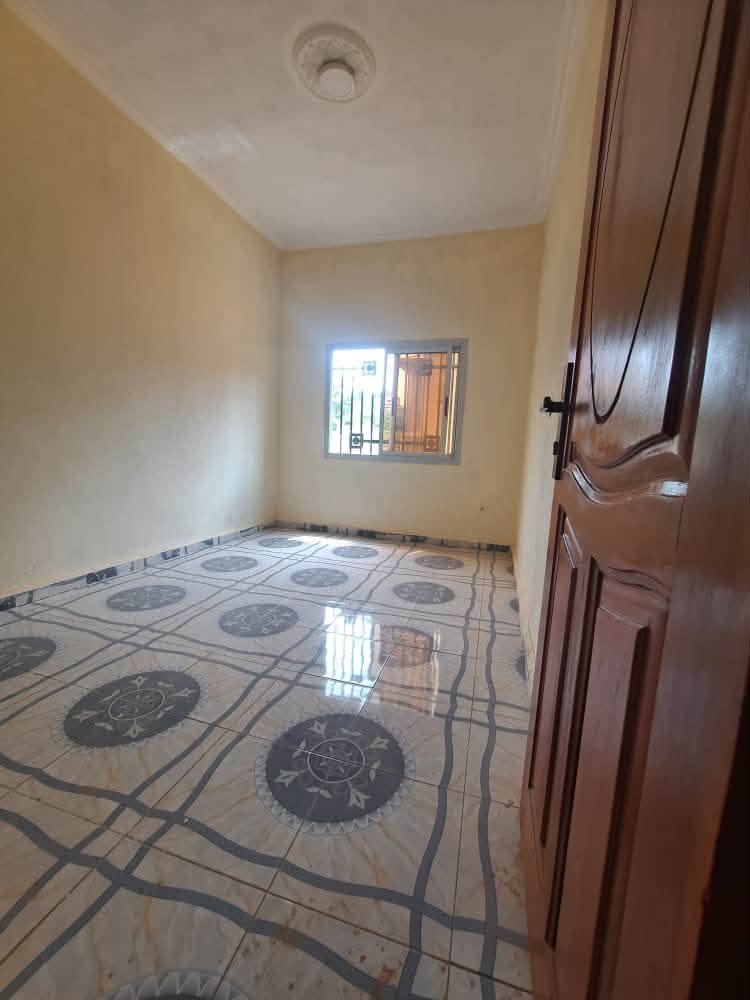 APPARTEMENT MODERNE — photo 7