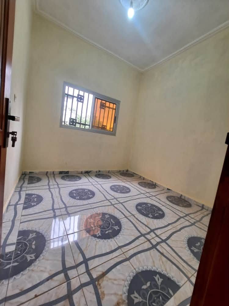 APPARTEMENT MODERNE — photo 9