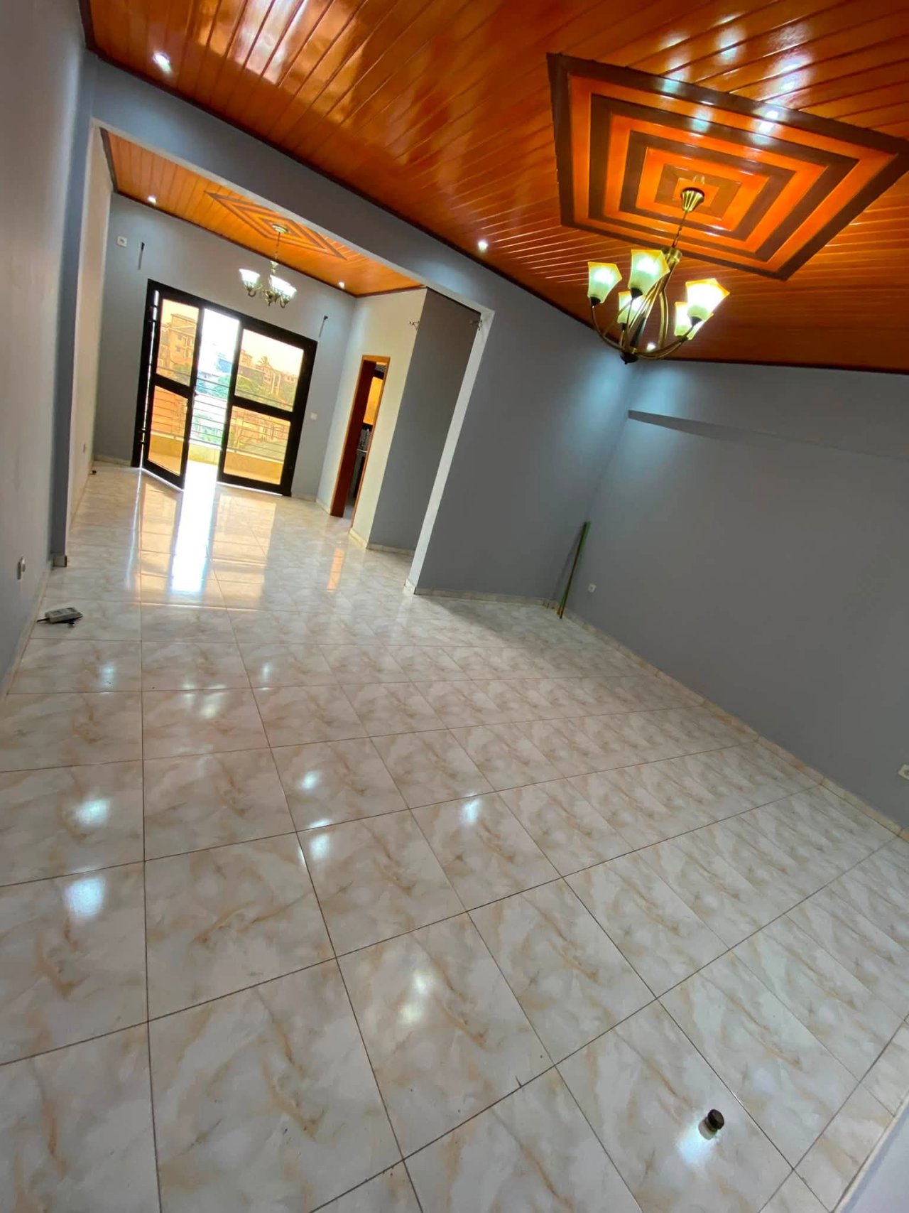 HAUT STANDING  APPARTEMENT À 180milles — photo 3