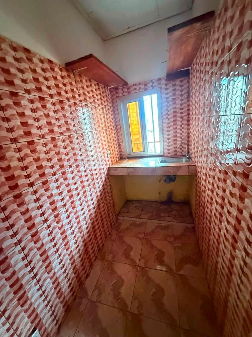 STUDIO MODERNE NEUF À LOUER — photo 4