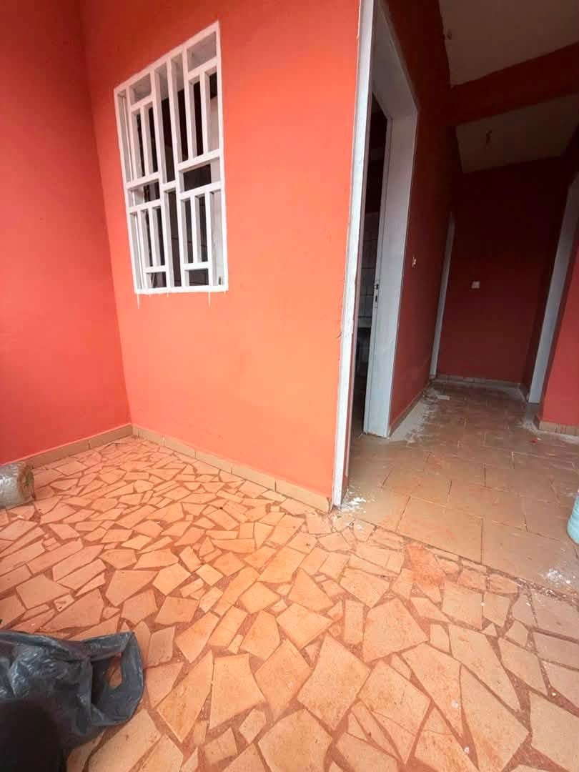 STUDIO MODERNE À LOUER — photo 1