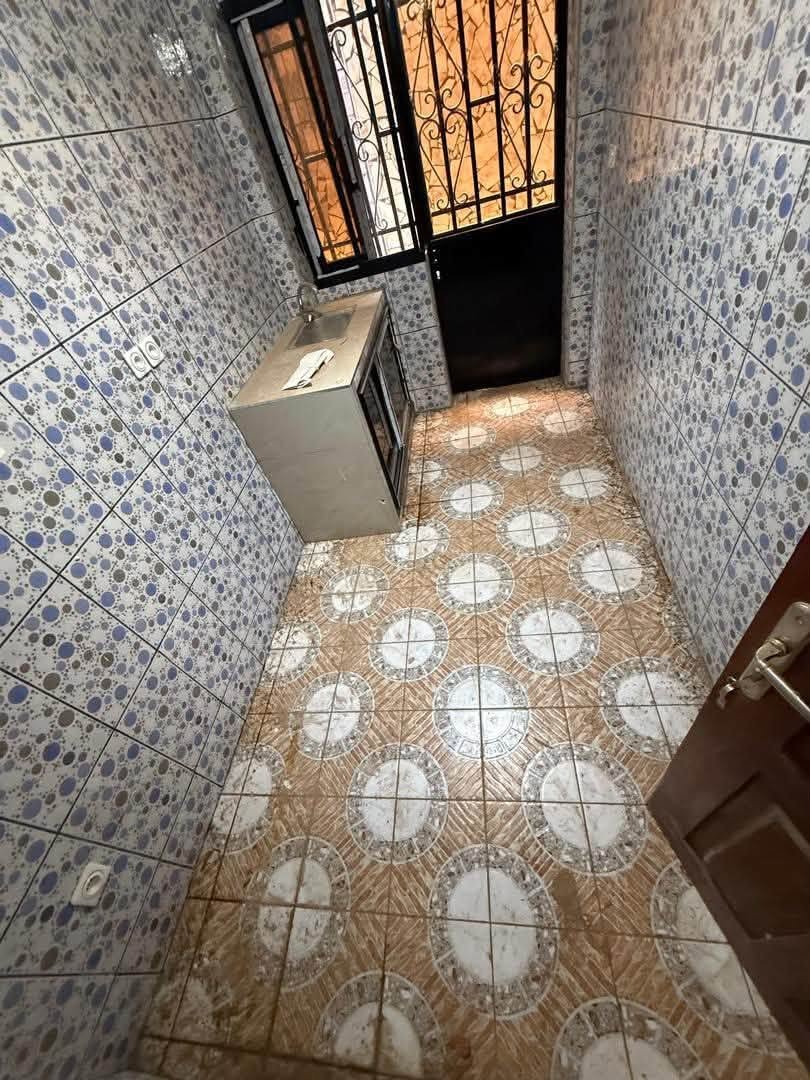 STUDIO MODERNE À LOUER — photo 2