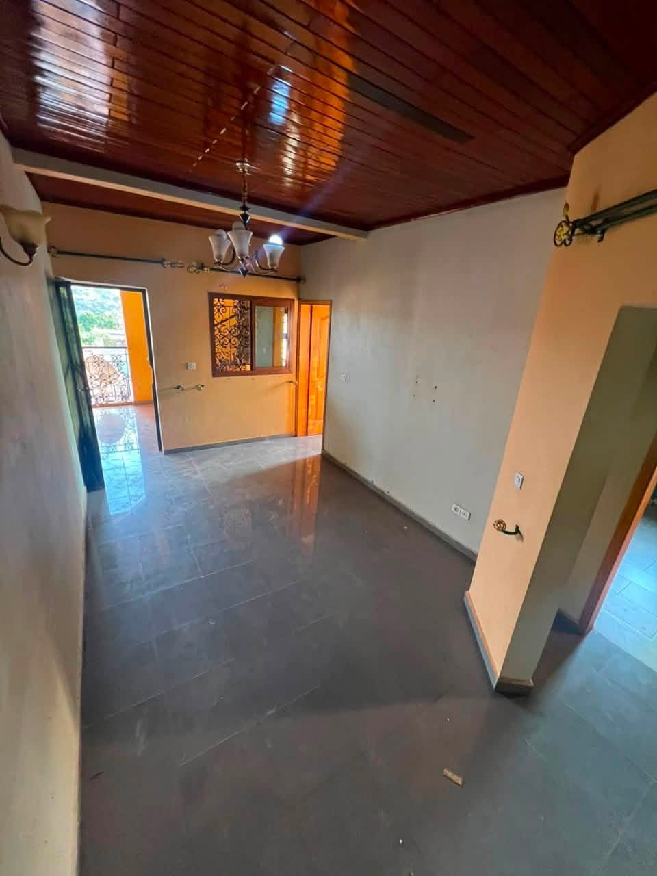 APPARTEMENT À 70milles 4mois — photo 2