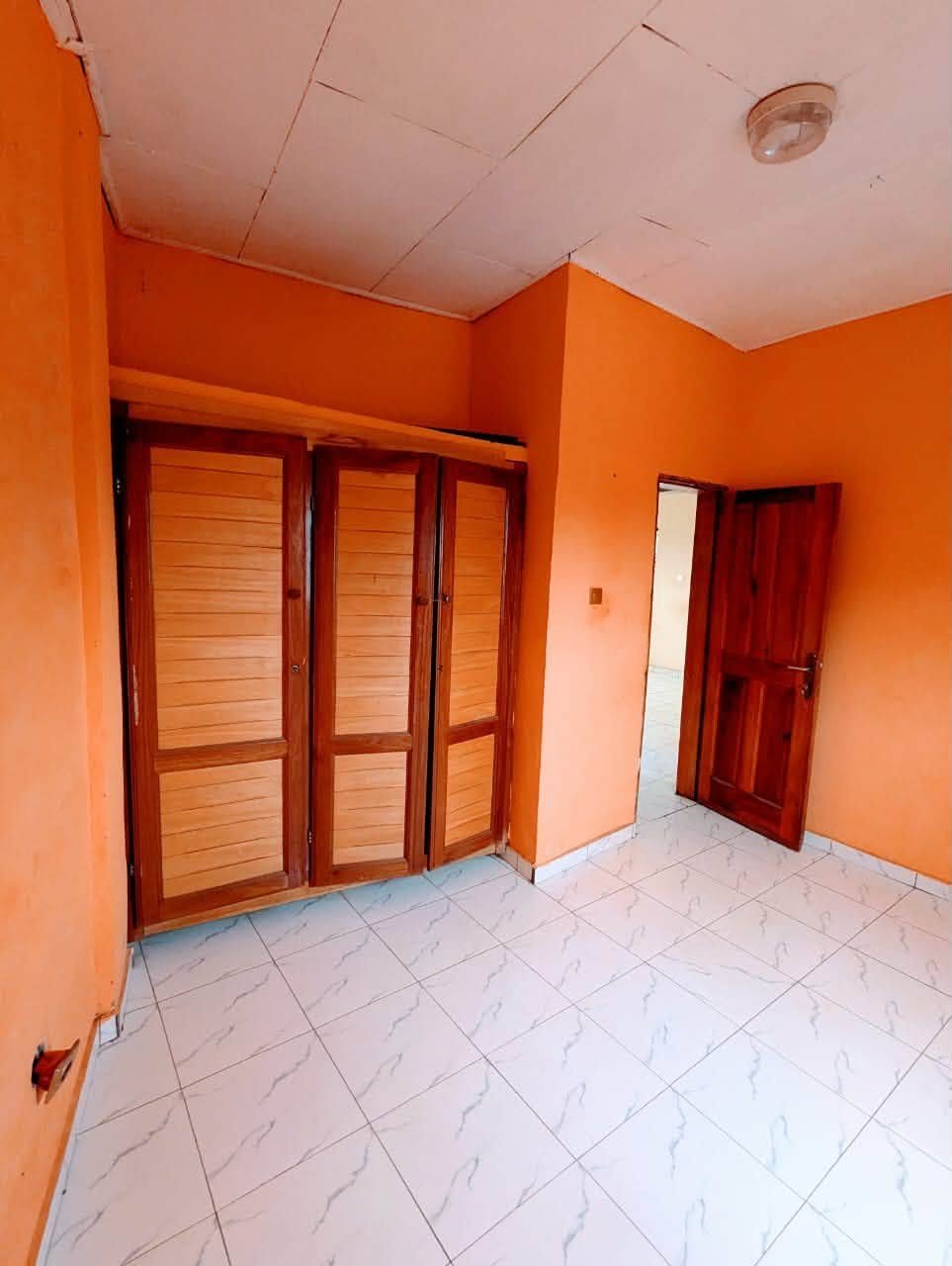 APPARTEMENT VIP À 60milles — photo 3